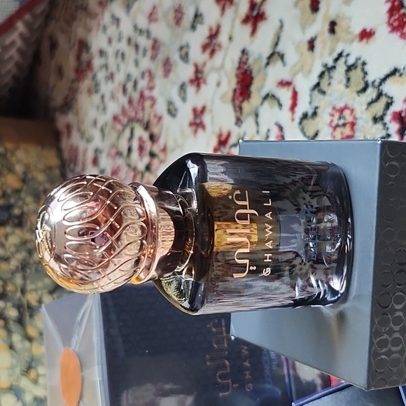 Al Ghawali Al Laylaa Oud (75ml) - Picture 4 of 5